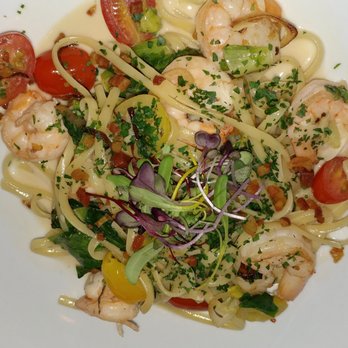 Lucca Restaurant & Bar - Linguine at Lucca in Boston's North End - Italian Near Me - Boston, Massachusetts