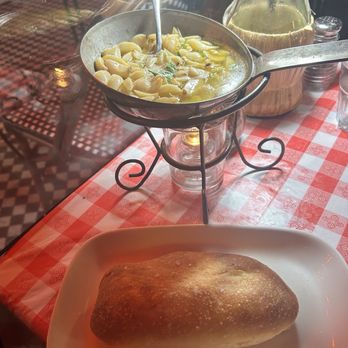 The Stinking Rose - Bagna - Italian Near Me - San Francisco, California The Stinking Rose - Bagna - Italian Near Me - San Francisco, California