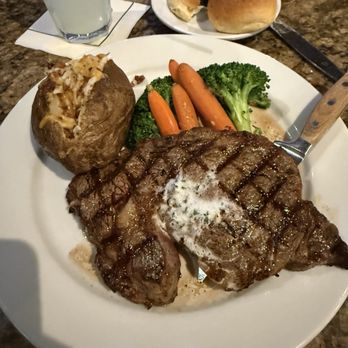 Harris Ranch Resort - 14oz. Ribeye Steak - American Near Me - Coalinga, California