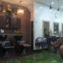 Photo of Clyn's Hair Salon