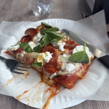 Ferrari Pizza & Italian Kitchen - Pizza Near Me - Flemington, New Jersey