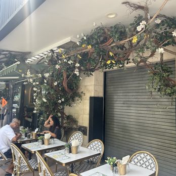 Café Bastille Downtown Miami - French Near Me - Miami, Florida Café Bastille Downtown Miami - French Near Me - Miami, Florida
