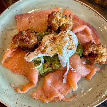 Primo's Italian Restaurant & Lounge - Italian Near Me - Miami, Florida