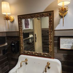 Leroy Fox - South End - Men's bathroom