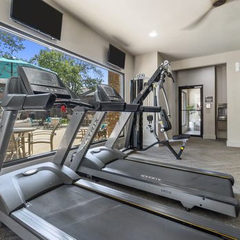 Vine on North Park - Exclusive Fitness Center - Apartments Near Me - Grapevine, Texas
