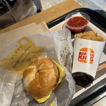 Burger King - Sausage, Egg & Cheese Croissan'wich - Fast Food Near Me - Oceanside, New York
