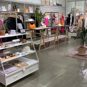 & Other Stories on Yelp