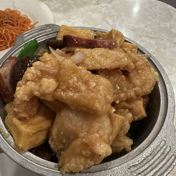 Jade Fountain Cafe - braised fish fillet clay pot - Chinese Near Me - Sacramento, California Jade Fountain Cafe - braised fish fillet clay pot - Chinese Near Me - Sacramento, California