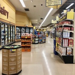 Hannaford Food and Drug Superstore - Hannaford Queensbury NY. Clean and well kept.