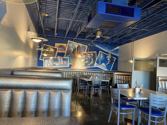 Space Age Restaurant by null