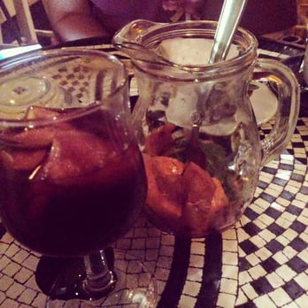 Salterio - Sangria - Tea Rooms Near Me - Barcelona, B Salterio - Sangria - Tea Rooms Near Me - Barcelona, B