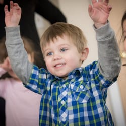 The Little Moving Artist
