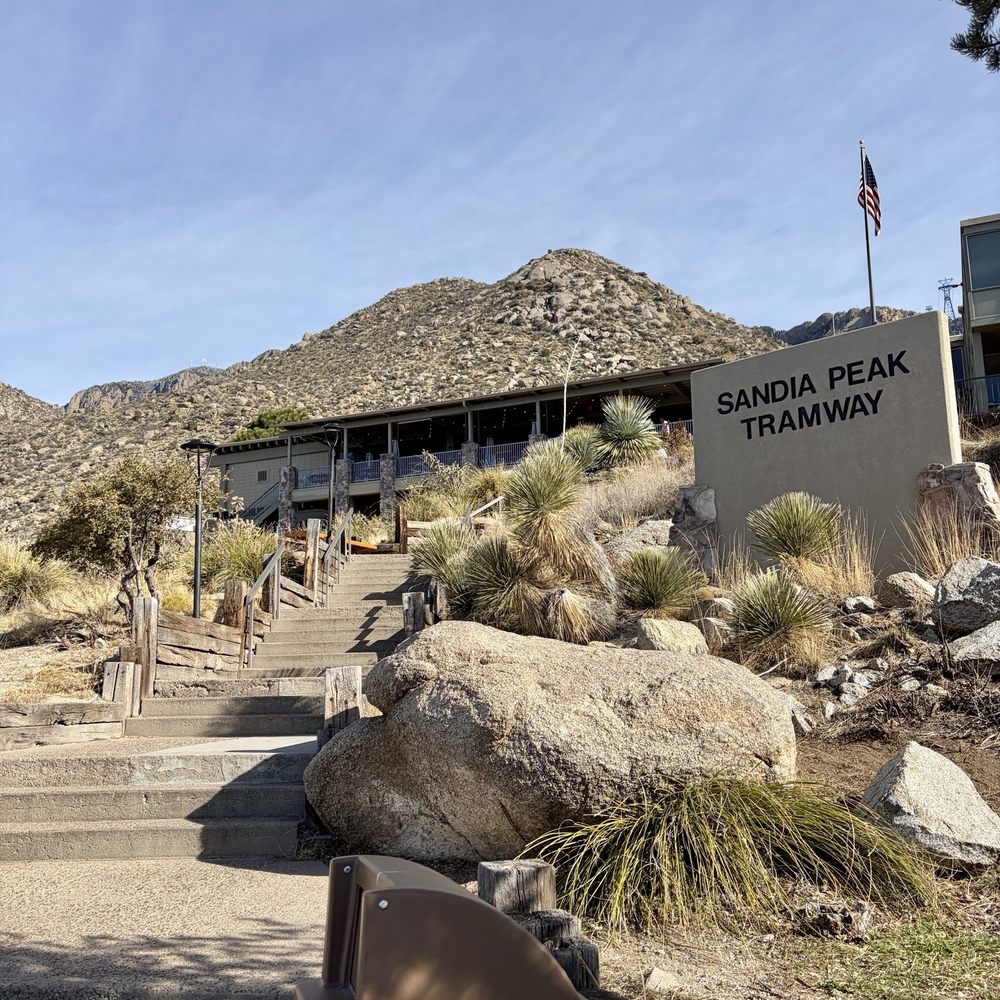 Sandia Peak Tramway - Ski Resorts Near Me - Albuquerque, New Mexico
