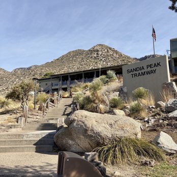 Sandia Peak Tramway - Ski Resorts Near Me - Albuquerque, New Mexico