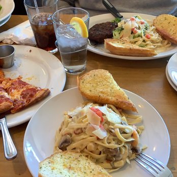 Pinocchio's Pizza - Pizza Near Me - Pasadena, California Pinocchio's Pizza - Pizza Near Me - Pasadena, California