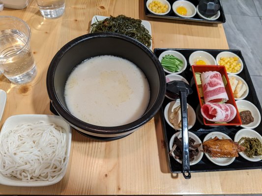 Ten Seconds Yunnan Rice Noodle by null