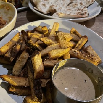 Delbar Middle Eastern - Za'atar fries with this delicious side sauce - Persian/Iranian Near Me - Atlanta, Georgia Delbar Middle Eastern - Za'atar fries with this delicious side sauce - Persian/Iranian Near Me - Atlanta, Georgia