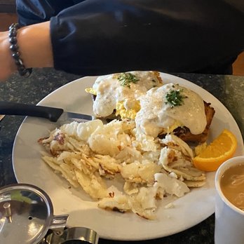 The Trails Eatery - Country Benedict - Breakfast & Brunch Near Me - San Diego, California