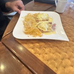 The Grille - Eggs Benedict