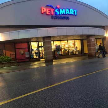 PetSmart - Pet Groomers Near Me - North Olmsted, Ohio