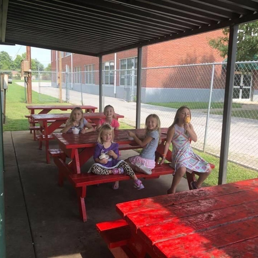 Dairy Delight - Summer 2018 - Hot Dogs Near Me - Louisville, Kentucky Dairy Delight - Summer 2018 - Hot Dogs Near Me - Louisville, Kentucky