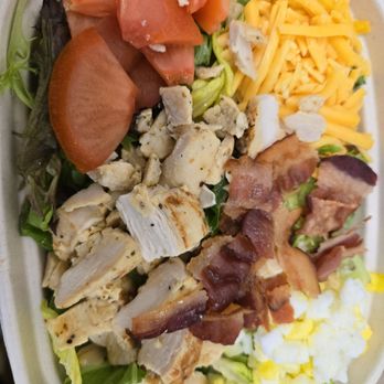 Wendy's - Cobb salad for $9 - Fast Food Near Me - Waipahu, Hawaii Wendy's - Cobb salad for $9 - Fast Food Near Me - Waipahu, Hawaii