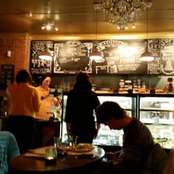 Cafe Lazy House - Nice.