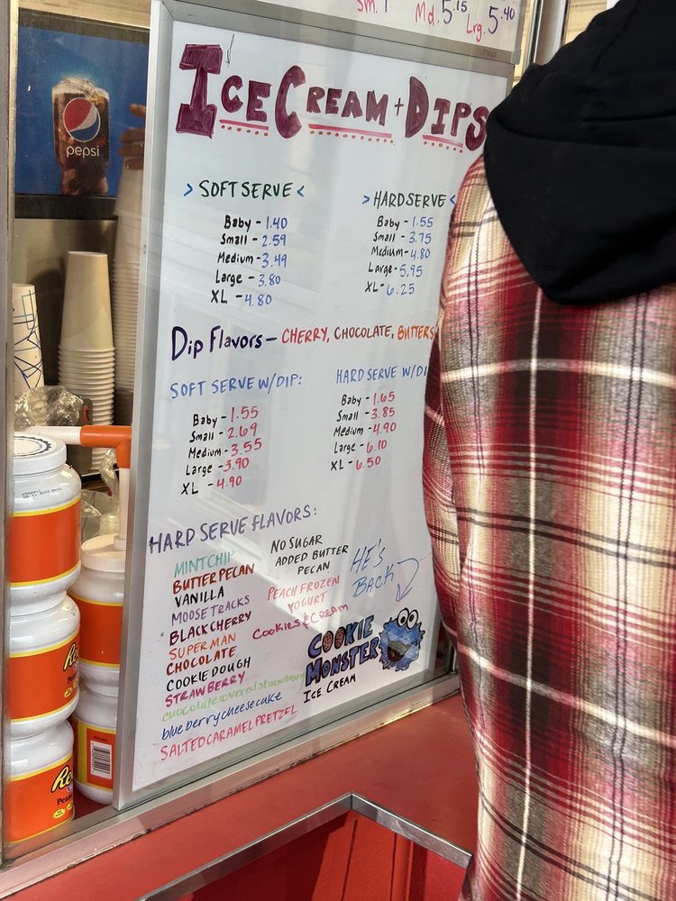 Milan Dairy Barn Logo