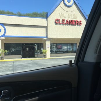 Va 1.50 Cleaners - Cleaners entrance - Laundry Services Near Me - Roanoke, Virginia Va 1.50 Cleaners - Cleaners entrance - Laundry Services Near Me - Roanoke, Virginia