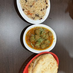 Afghan Village Restaurant - Kabuli Pulao Kofta Naan