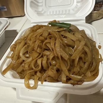 Laka  - Chow Fun - Chinese Near Me - Millbrae, California