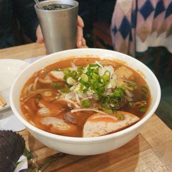 Banh Cuon Thanh Tri - Bun Bo Hue Dac Biet - Vietnamese Near Me - Garden Grove, California
