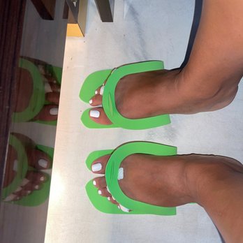Oasis Nails by Rose - White polish pedicure - Waxing Near Me - Pompano Beach, Florida Oasis Nails by Rose - White polish pedicure - Waxing Near Me - Pompano Beach, Florida