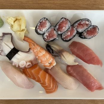 Taihei - Chirashi Sushi (Mixed Sashimi over Sushi Rice)| IG: @socalsnomnoms - Sushi Bars Near Me - Monterey Park, California Taihei - Chirashi Sushi (Mixed Sashimi over Sushi Rice)| IG: @socalsnomnoms - Sushi Bars Near Me - Monterey Park, California