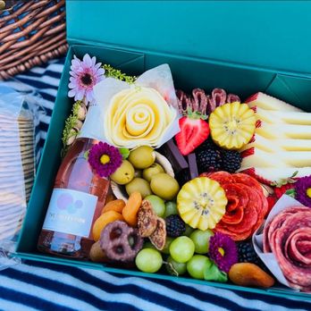 Flour And Flourish - Caterers Near Me