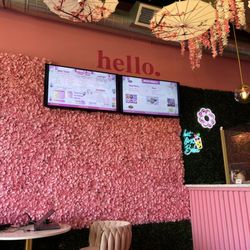 Pinku Mochi Donut Cafe
