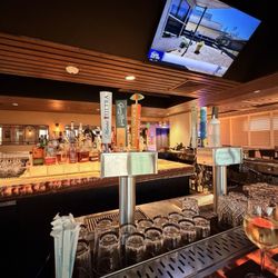 Vantage Rooftop Bar - Inside bar seating