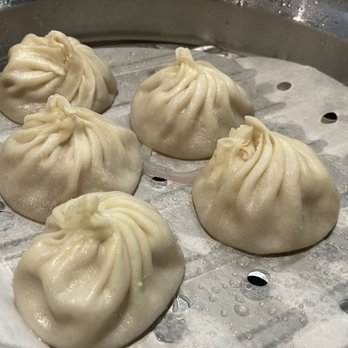 dan modern chinese - pork and dungeness crab xiao long bao - Dim Sum Near Me - Pasadena, California
