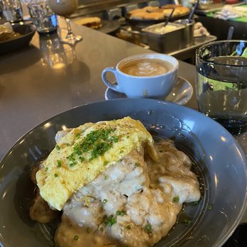 Gralehaus - Biscuits and gravy - Beer Bar Near Me - Louisville, Kentucky Gralehaus - Biscuits and gravy - Beer Bar Near Me - Louisville, Kentucky