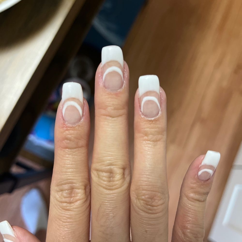 Queen Bee Nails and Spa - Nail Salons Near Me - Brighton, Massachusetts