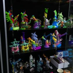 A1 Smokez and glass shop 