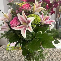 Country Corner Florist - Beautiful birthday bouquet; exactly what I requested