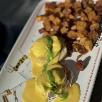 Breakfast Republic - Eggs Benedict with fried potatoes - Breakfast & Brunch Near Me - Culver City, California