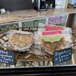 Gigi's Cupcakes Fort Worth - Presidio Towne Crossing - Yum. Signature Cookies