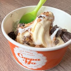 Cuppa Yo Prineville - Should've taken the picture sooner but I was too excited to dive in! Color changing spoon was a fun touch.