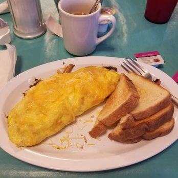 Mollie Monday's - Western omelette with toast - American Near Me - Savannah, Tennessee
