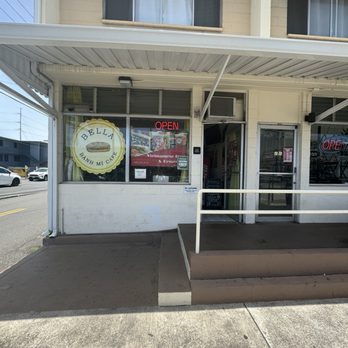 Bella Banh Mi Cafe - Store front - Sandwiches Near Me - Honolulu, Hawaii