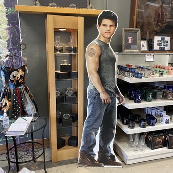Native to Twilight - Art Galleries Near Me - Forks, Washington