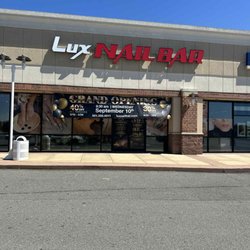 Lux Nail Bar