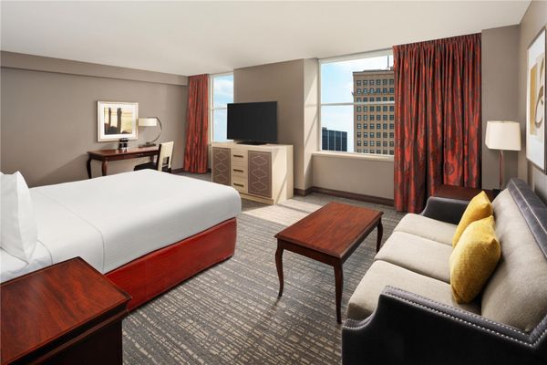 Hilton Fort Worth by null